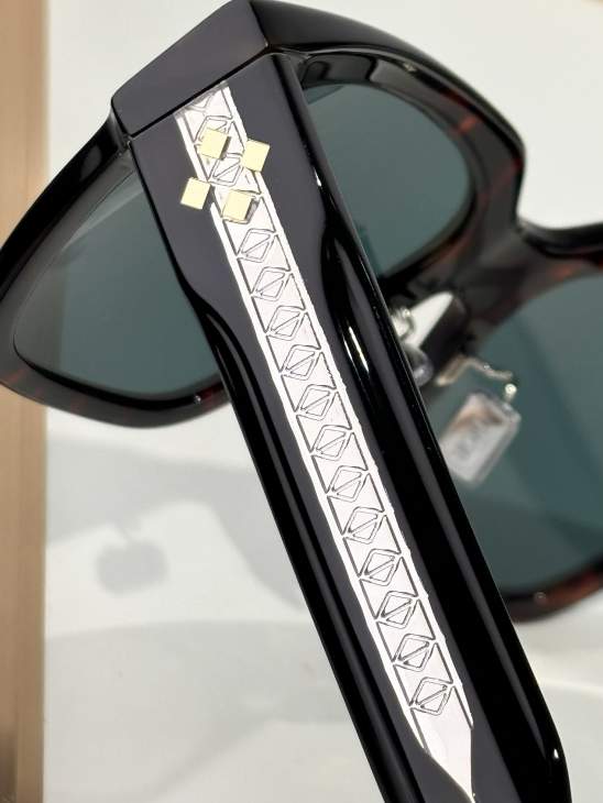 Picture of Dior Sunglasses _SKUfw75975553fw